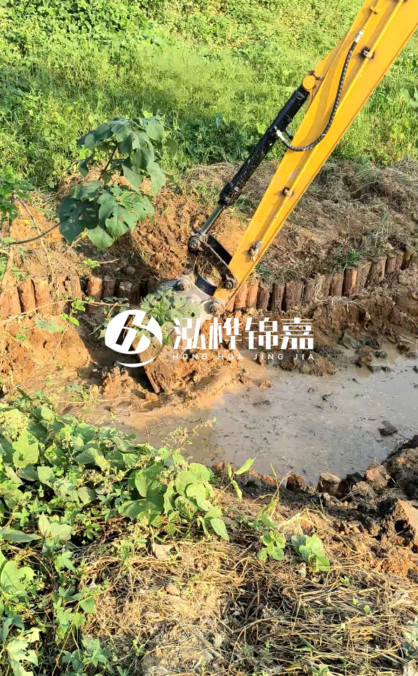 德州河道清淤專業(yè)施工-打完松木樁后為何需要立即清理淤泥？